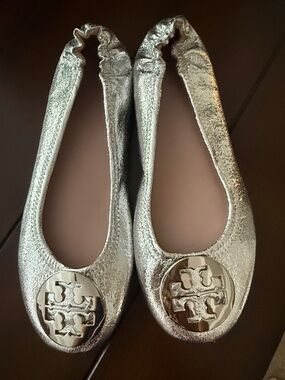 Tory Burch Metallic Silver Logo Ballet Flats